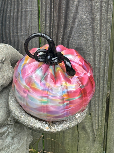 Glass pumpkin art in hot pink and black - angle 1.